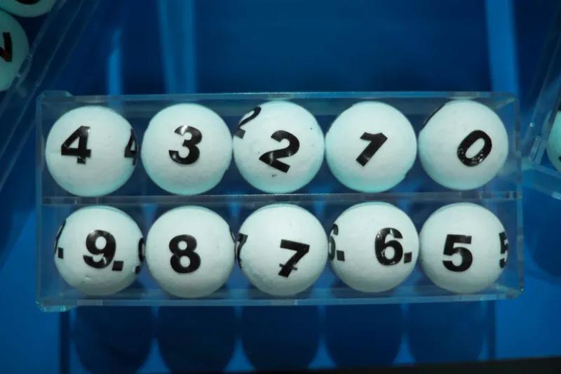 Jak skutecznie przygotować się do egzaminu lotto? Kluczowe informacje, które musisz znać