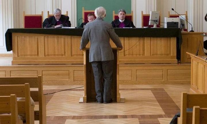 Jak zaskoczyć pytaniem „Zdrapka czy zostaniesz moim świadkiem”? Oryginalne pomysły na wyjątkowe chwile