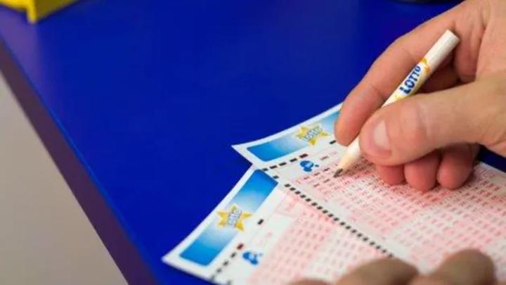 Skuteczne strategie: Jak grać systemem w lotto, by zwiększyć swoje szanse na wygraną