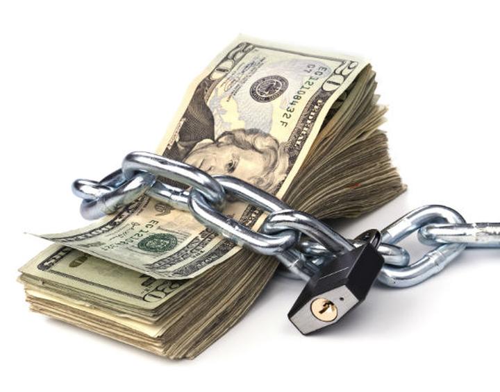 Pułapki chwilówek i ryzyko zadłużenia