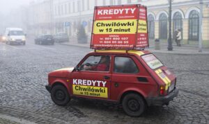 Chwilówki a zdolność kredytowa: Co warto wiedzieć o ocenie Plus Banku?